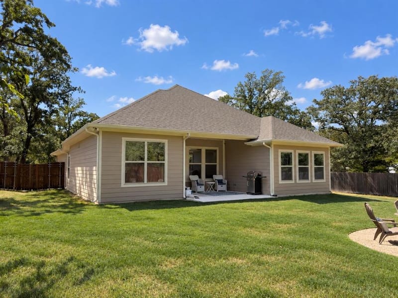 214 Colt Drive, Lake Kiowa TX 76240 - Photo 13
