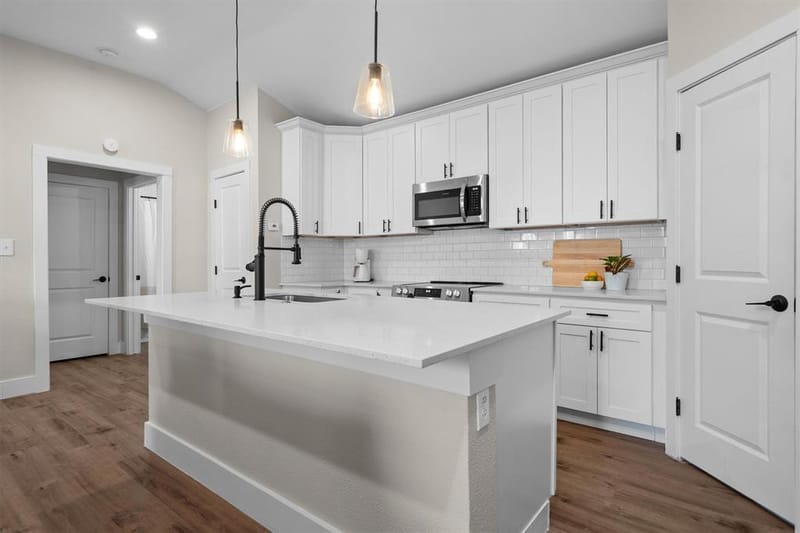 805 NW 14th Street, Grand Prairie TX 75050 - Photo 26
