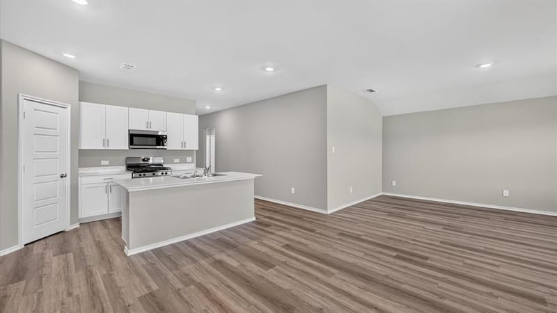 816 ARCHER Street, Godley TX 76044 - Photo 8