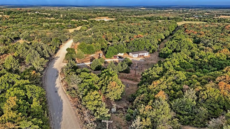 7111 Starkey Road, Saint Jo TX 76265 - Photo 3