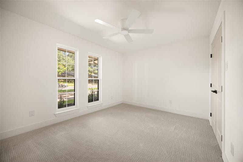 10656 Cox Lane, Dallas TX 75229 - Photo 31