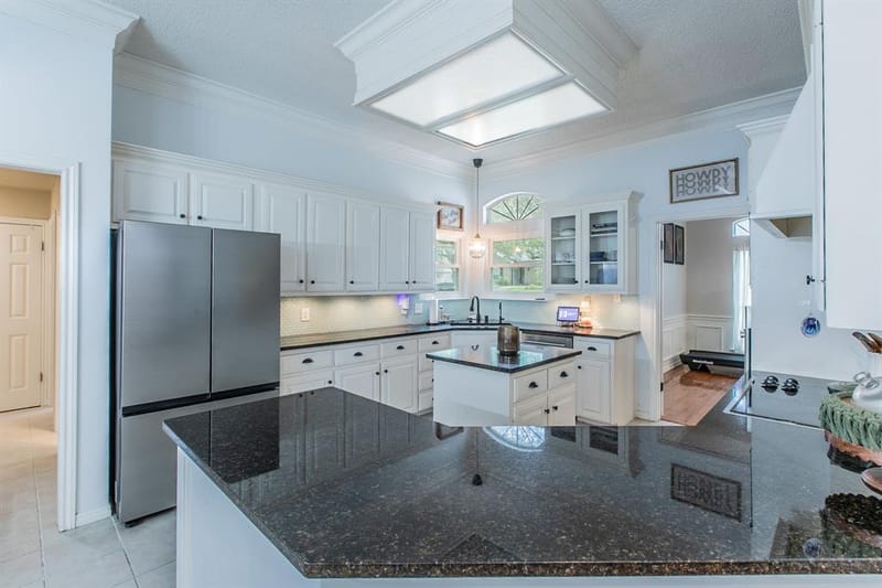 9505 Lost Trails Drive, Waco TX 76712 - Photo 7