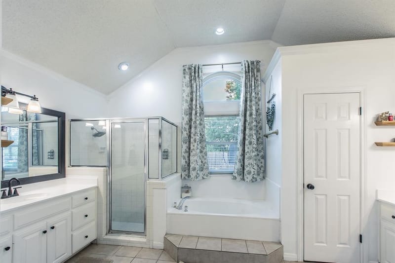 9505 Lost Trails Drive, Waco TX 76712 - Photo 14
