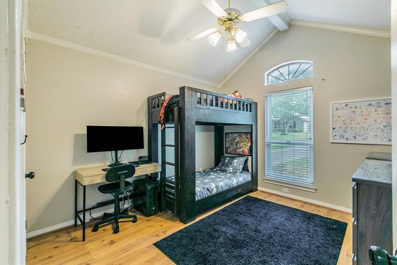 9505 Lost Trails Drive, Waco TX 76712 - Photo 18