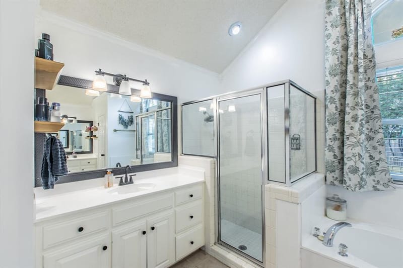 9505 Lost Trails Drive, Waco TX 76712 - Photo 15