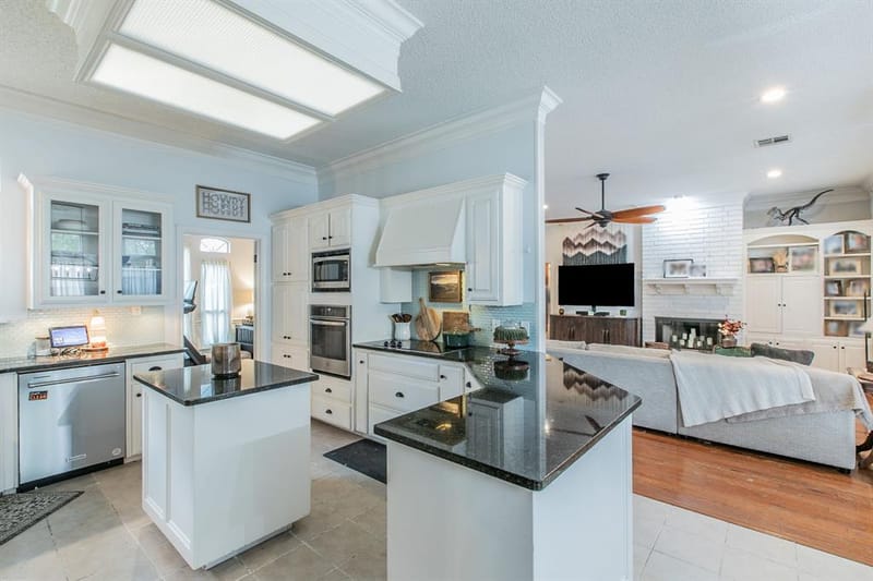 9505 Lost Trails Drive, Waco TX 76712 - Photo 8