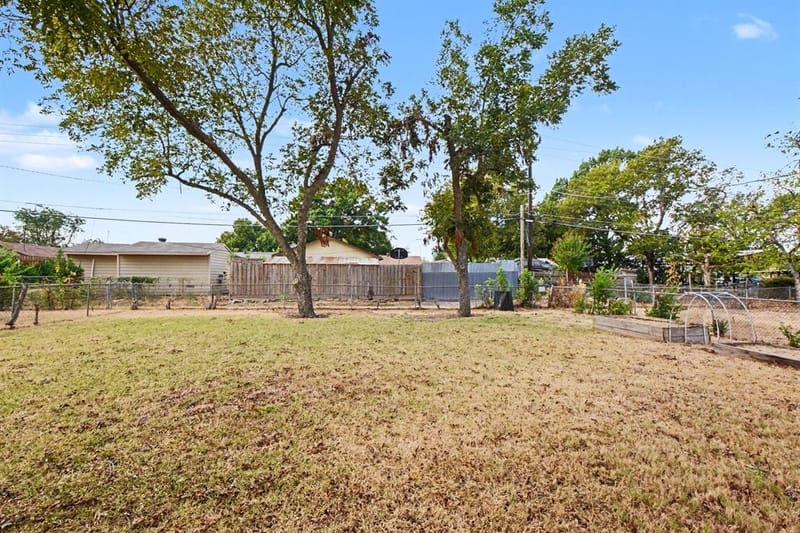 2314 Healey Drive, Dallas TX 75228 - Photo 13