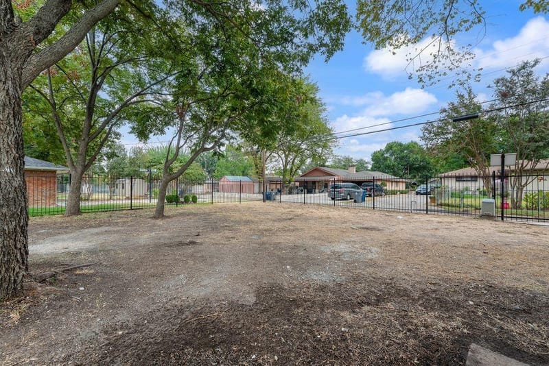 804 Brook Valley Lane, Dallas TX 75232 - Photo 24