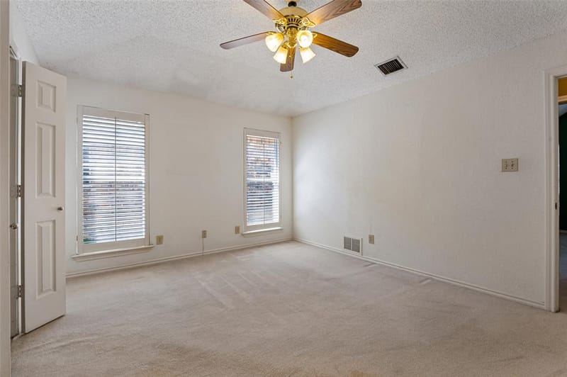 1110 Emily Lane, Carrollton TX 75010 - Photo 17