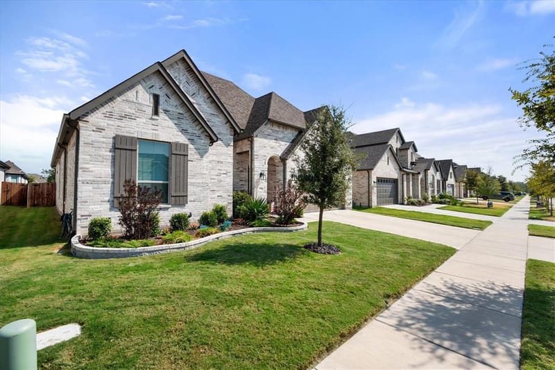 437 Lost Creek Trail, Waxahachie TX 75165 - Photo 2