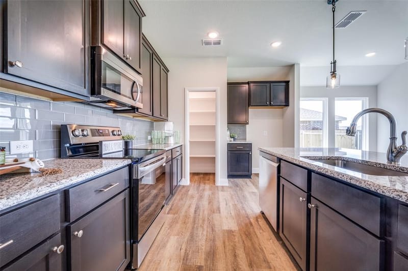 4705 Enclave Drive, Sanger TX 76266 - Photo 8