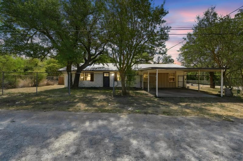 102 Creek Drive, Whitney TX 76692