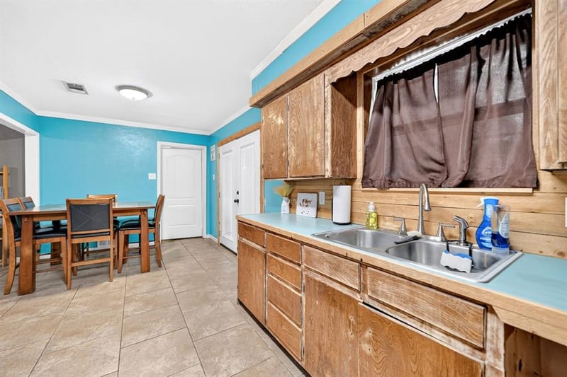 708 E High Street, Wills Point TX 75169 - Photo 13