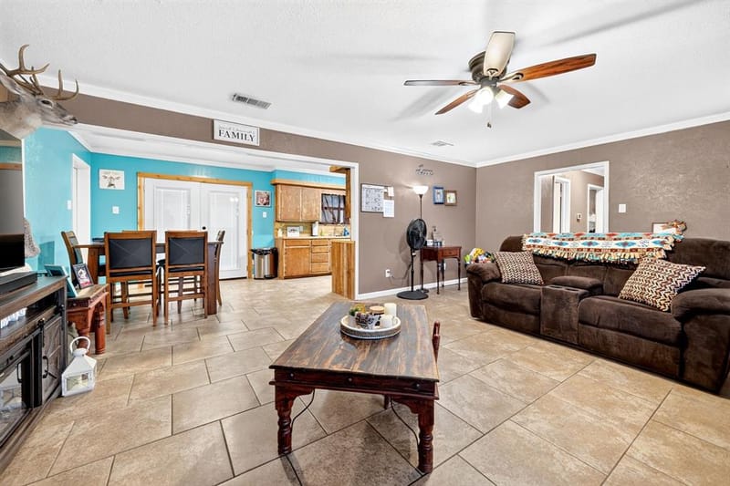 708 E High Street, Wills Point TX 75169 - Photo 9