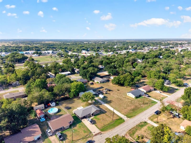 708 E High Street, Wills Point TX 75169 - Photo 34