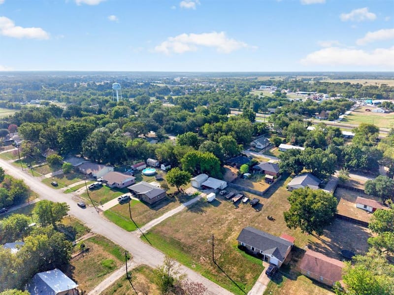 708 E High Street, Wills Point TX 75169 - Photo 35