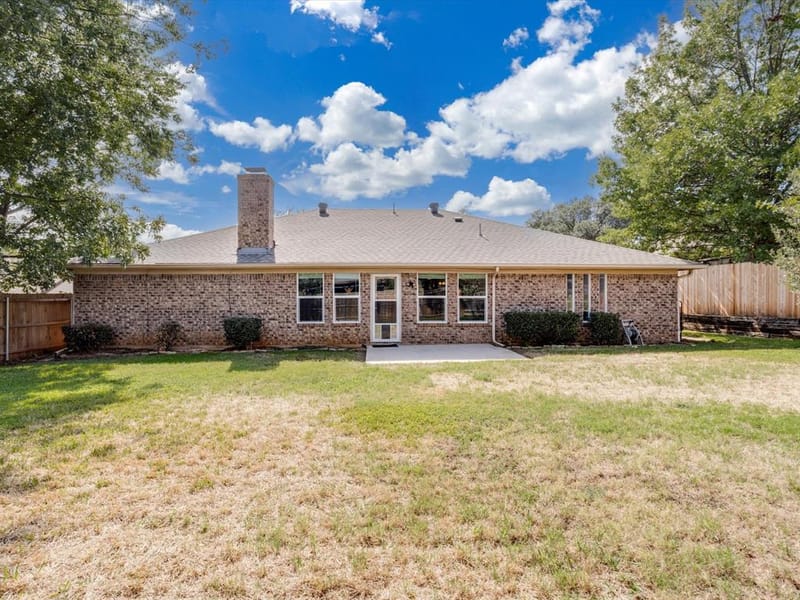 904 Forest Trail Court, Euless TX 76039 - Photo 31