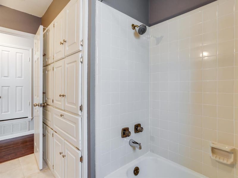 904 Forest Trail Court, Euless TX 76039 - Photo 29