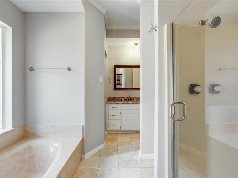 904 Forest Trail Court, Euless TX 76039 - Photo 21
