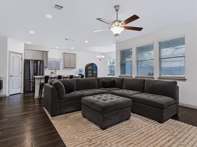 1387 Bonanza Lane, Lewisville TX 75077 - Photo 3