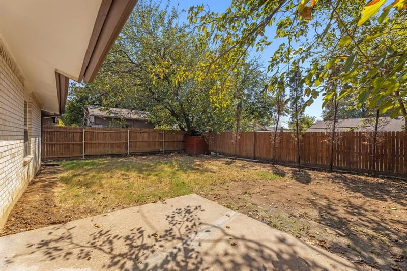 1820 Wickersham Drive, Arlington TX 76014 - Photo 26