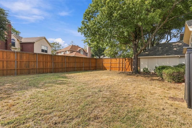 2801 Buena Vista Court, Carrollton TX 75007 - Photo 28