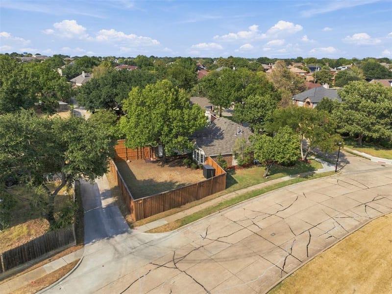 2801 Buena Vista Court, Carrollton TX 75007 - Photo 34