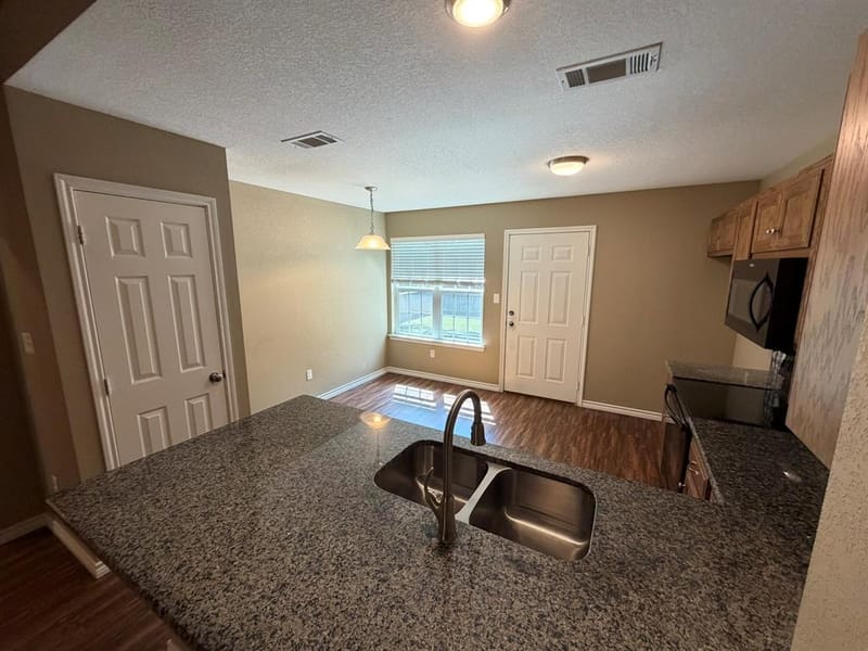 555 Foster, Canton TX 75103 - Photo 12