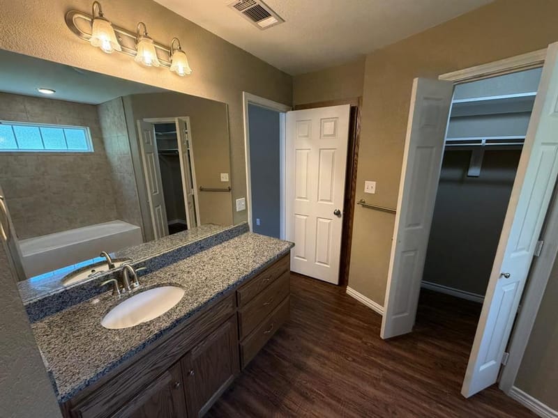 555 Foster, Canton TX 75103 - Photo 24