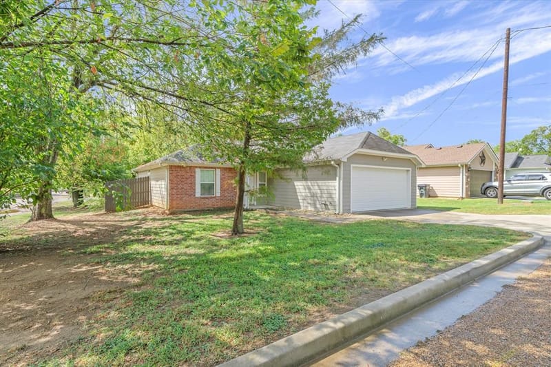 555 Foster, Canton TX 75103 - Photo 8