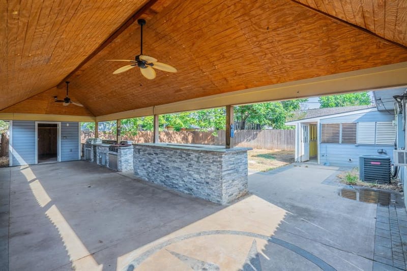 934 Indian Hills Drive, Grand Prairie TX 75051 - Photo 22