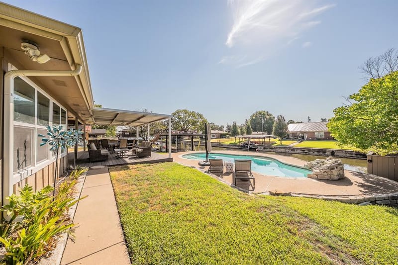 3713 Quail Run, Granbury TX 76049 - Photo 6