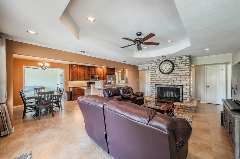 3713 Quail Run, Granbury TX 76049 - Photo 13