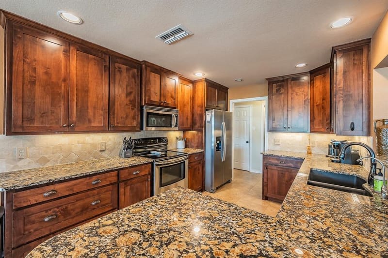 3713 Quail Run, Granbury TX 76049 - Photo 15