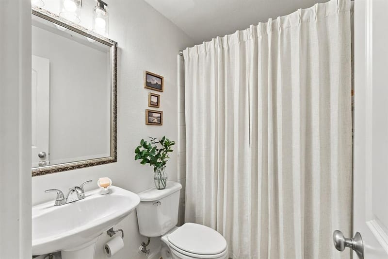 6816 Studebaker Drive, McKinney TX 75071 - Photo 9