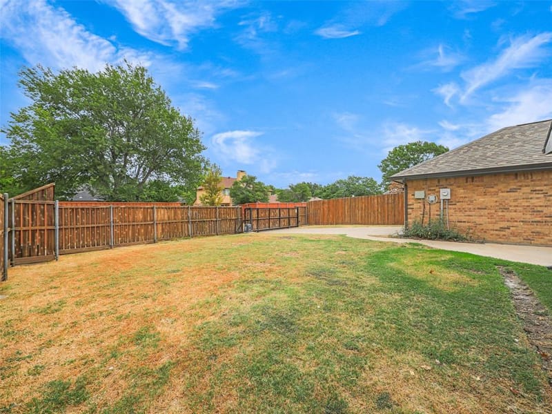 2409 Hedgeway Circle, Garland TX 75044 - Photo 27