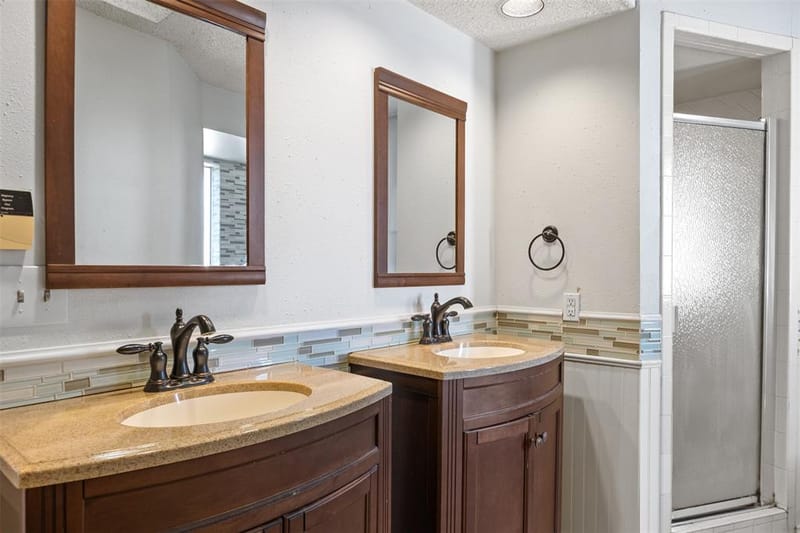 703 Spring Brook Drive, Allen TX 75002 - Photo 16