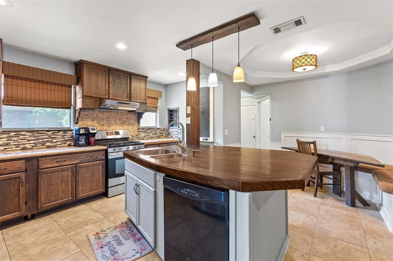 703 Spring Brook Drive, Allen TX 75002