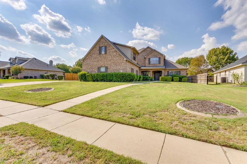 2620 Glen Ranch Drive, Burleson TX 76028 - Photo 5