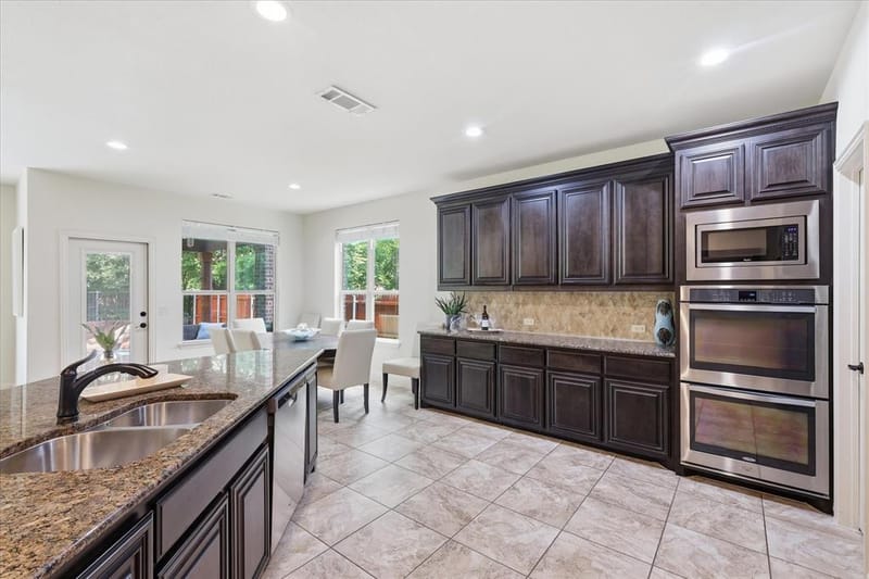 2600 Gateway Court, Euless TX 76039 - Photo 13