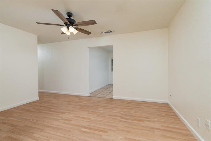 2204 Cales Drive, Arlington TX 76013 - Photo 6