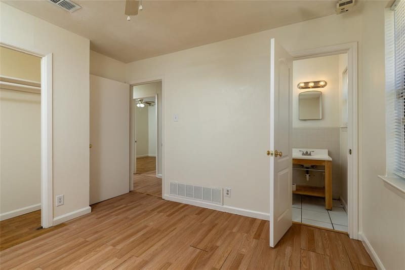 2204 Cales Drive, Arlington TX 76013 - Photo 33
