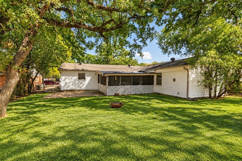 2204 Cales Drive, Arlington TX 76013 - Photo 37