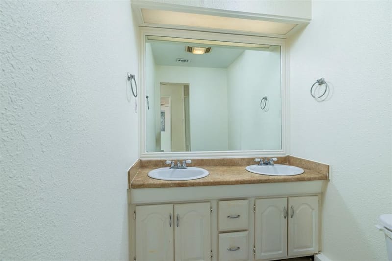 2204 Cales Drive, Arlington TX 76013 - Photo 25