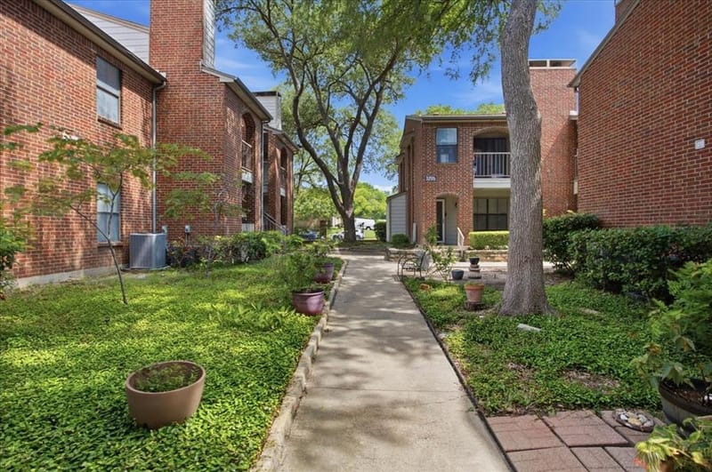 3205 Donnelly # 202, Fort Worth TX 76107 - Photo 2