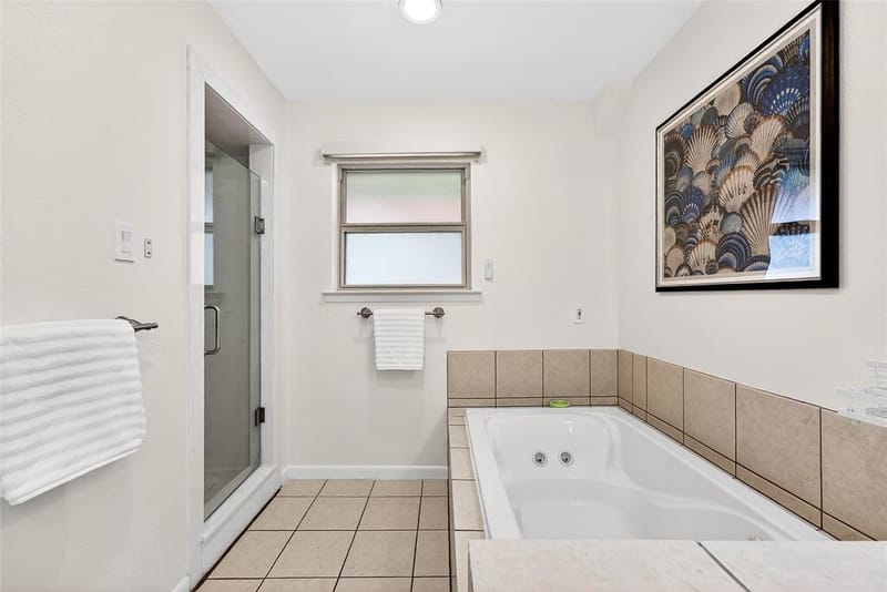 15415 Leavalley Drive, Dallas TX 75248 - Photo 20