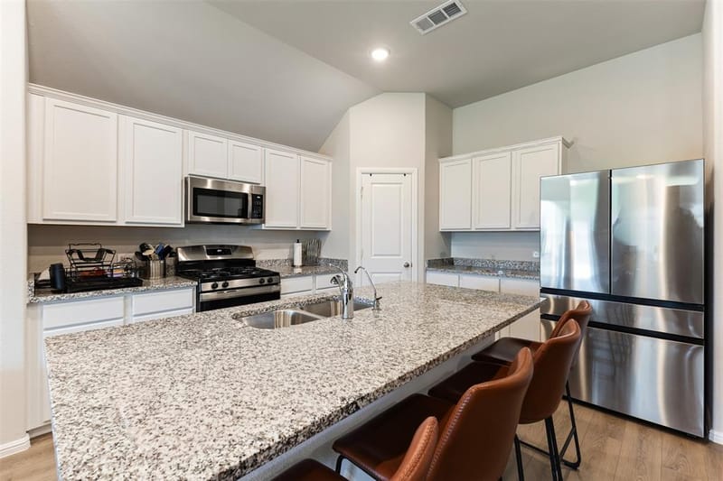 7537 Prairie Holly Lane, Venus TX 76084 - Photo 7