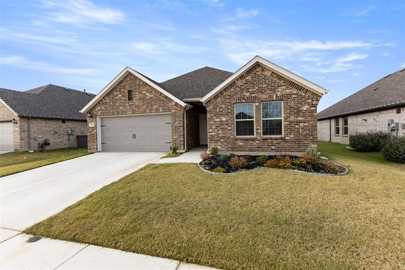 7537 Prairie Holly Lane, Venus TX 76084 - Photo 3