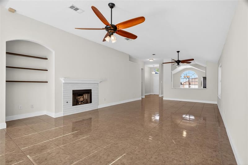 4817 Barnhill Lane, Fort Worth TX 76135 - Photo 17