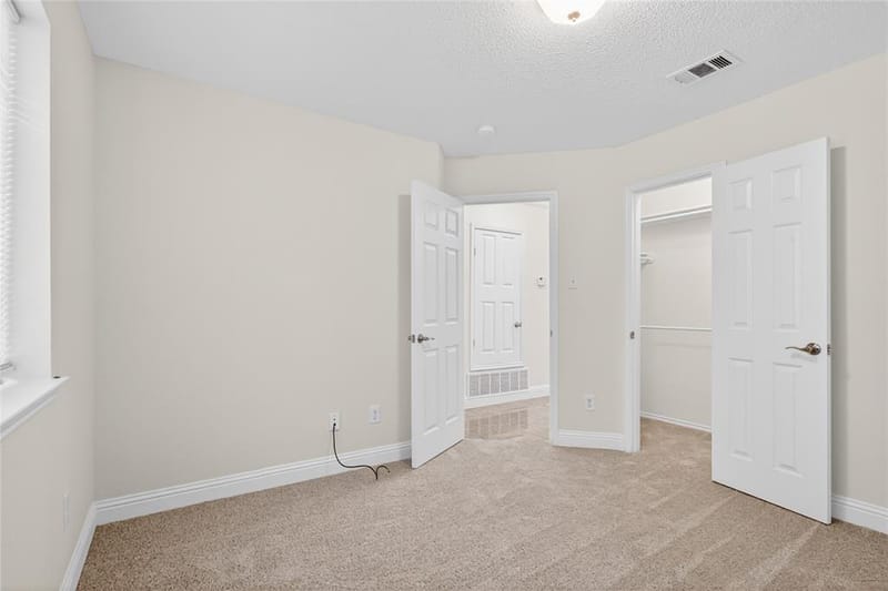 4817 Barnhill Lane, Fort Worth TX 76135 - Photo 29